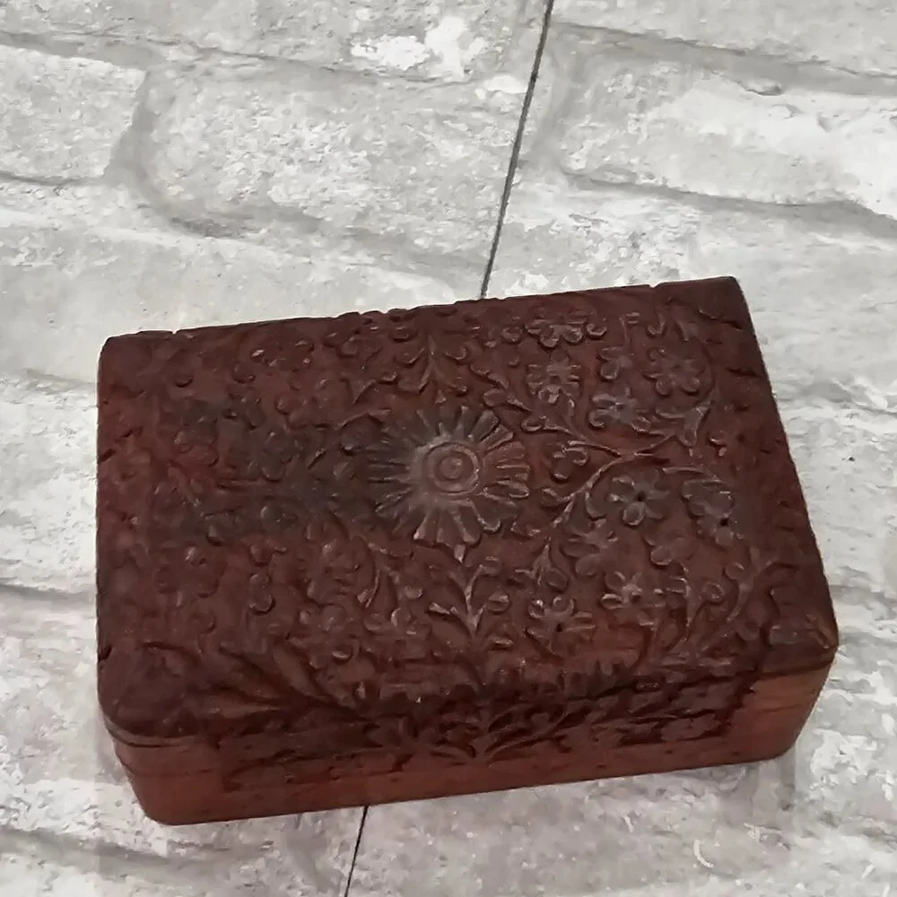 Wooden Felt Lined Jewelry Box‎ Carved Floral Boho Decor Keepsake Box
